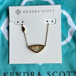 Kendra Scott Margot Short Necklace White Abalone Vintage Gold NWT
